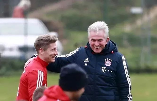 霍伊伦破门 霍伊伦破门